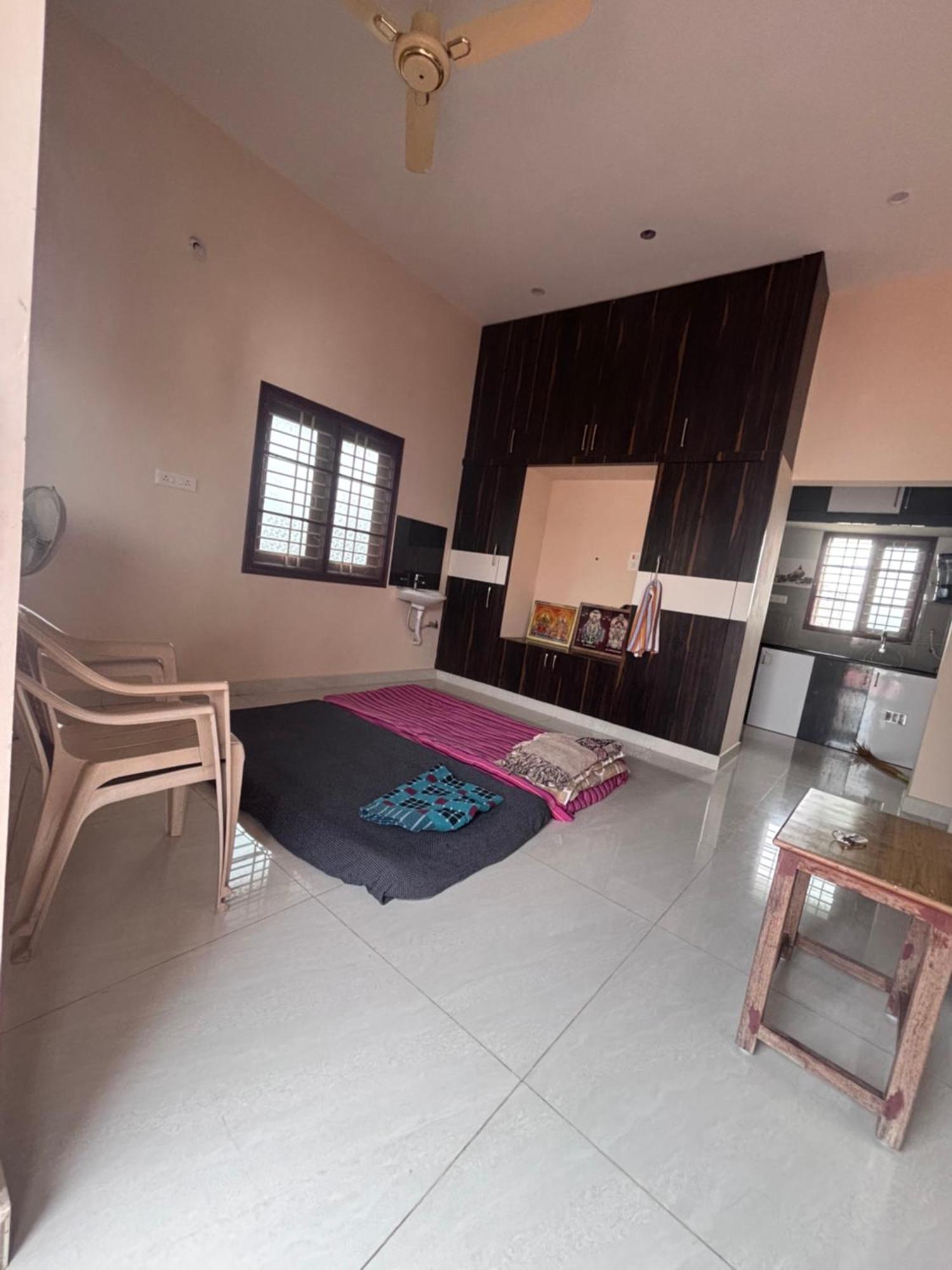 Tiruvannāmalai Jo'S Homestay מראה חיצוני תמונה